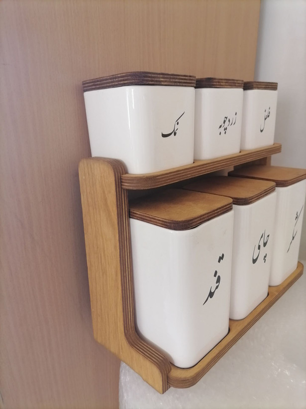 استند چوبی دو طبقه طرح مربع