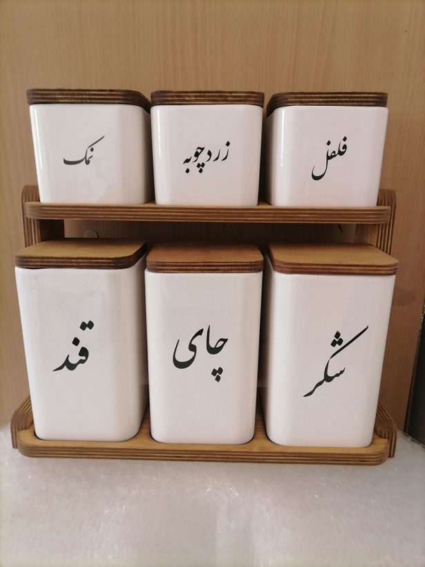 استند چوبی دو طبقه طرح مربع