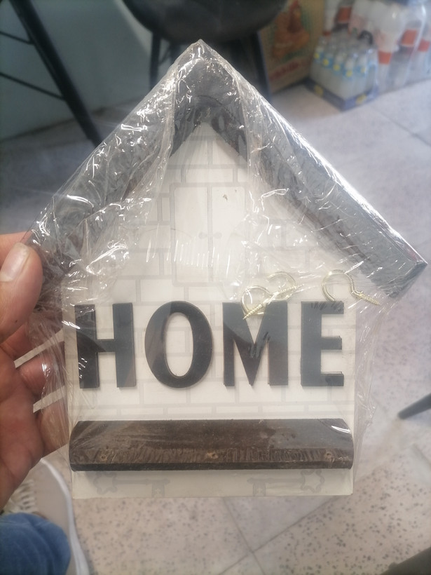 جا کلیدی چوبی طرح HOME